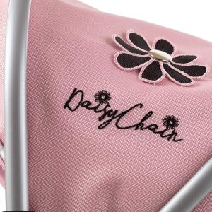 La capote du landau Daisy Chain a une fleur.